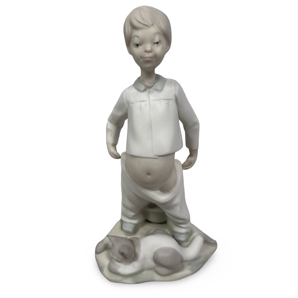 NAO by Lladro Boy with Cat‎ Chamber Pot Pajamas Matte Bisque Porcelain Figurine